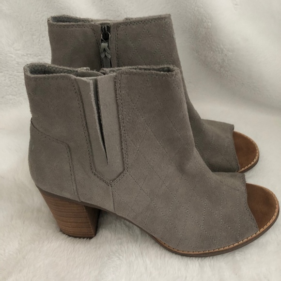 NWT Toms Majorca Peep Toe Suede Booties Boots 9.5M - Picture 3 of 6